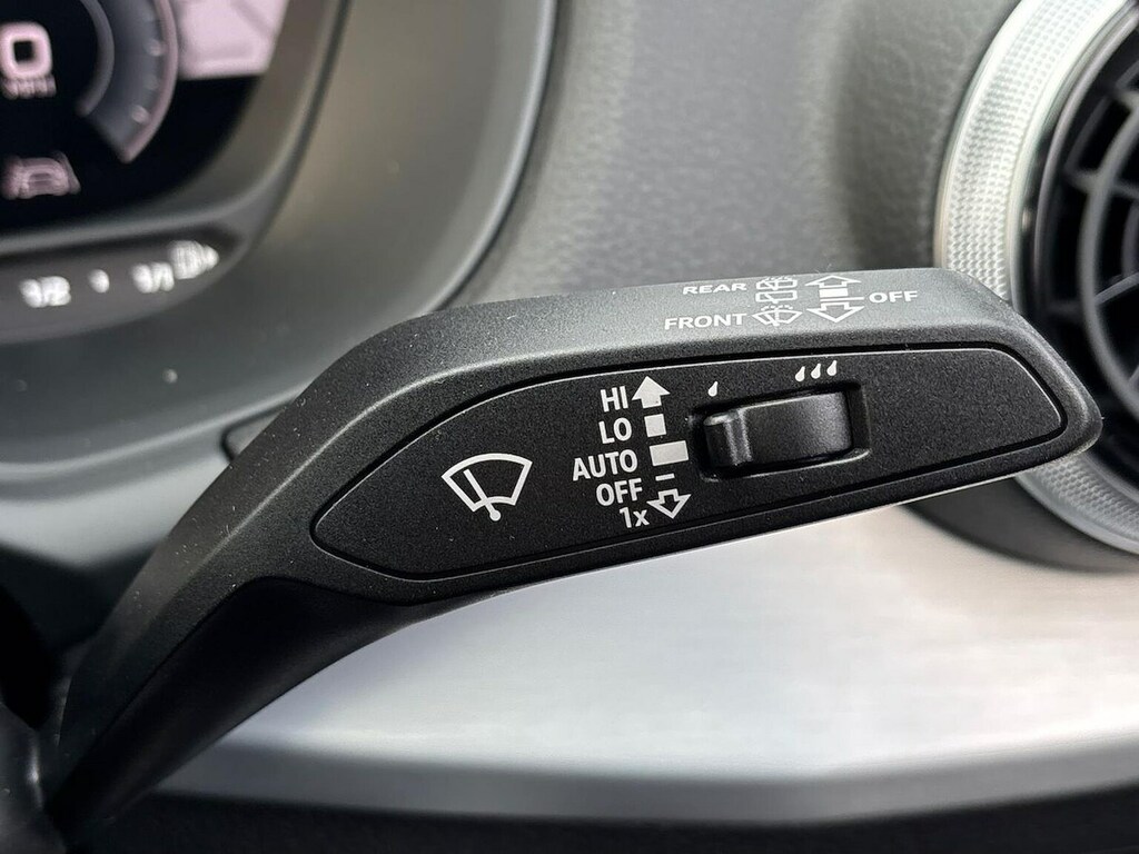 Audi Q2 35 Tfsi S Line Tech Grey #28