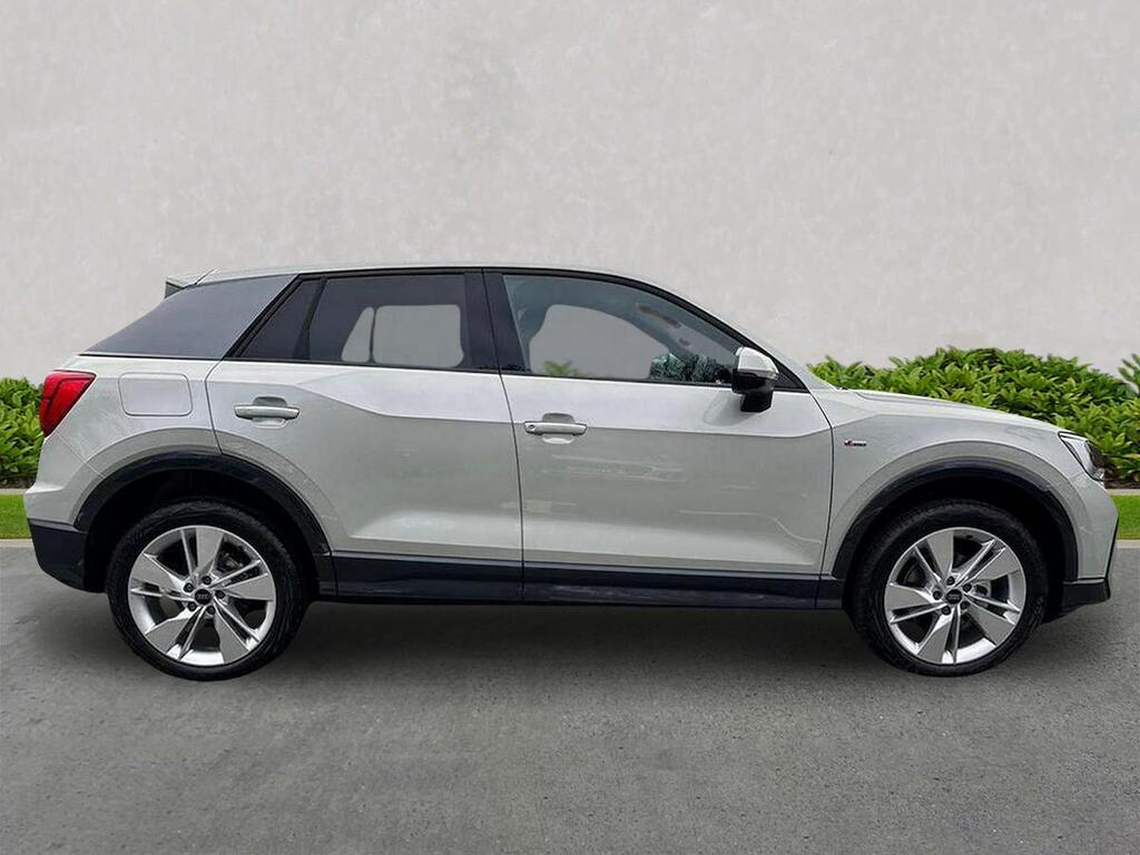 Audi Q2 Q2 S Line 35 Tfsi 150 Ps S Tronic Silver #3