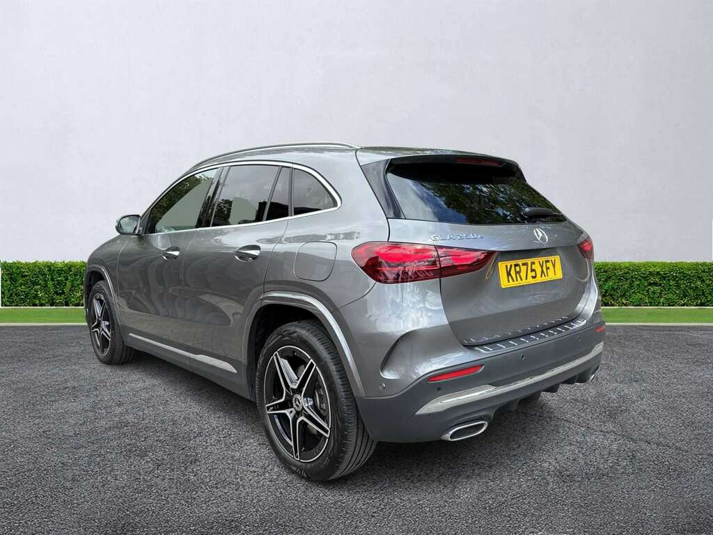 Mercedes-Benz GLA Class Gla 250E Amg Line Executive Grey #2