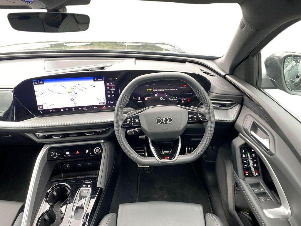 Audi Q5 S Line Black #9