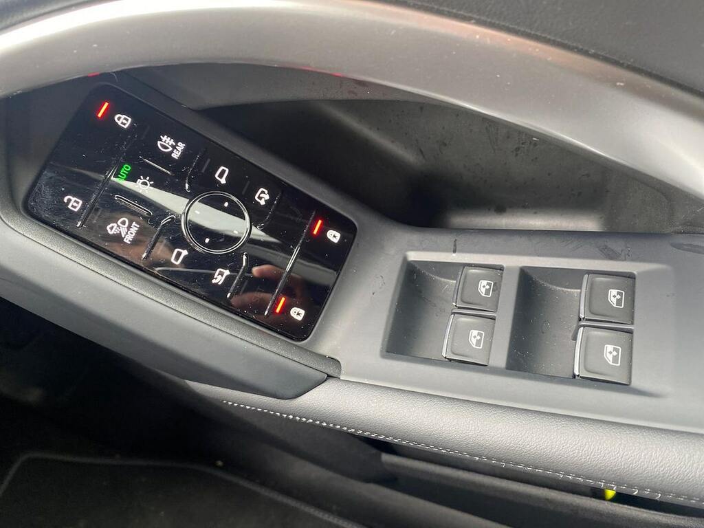 Audi Q5 S Line Black #21