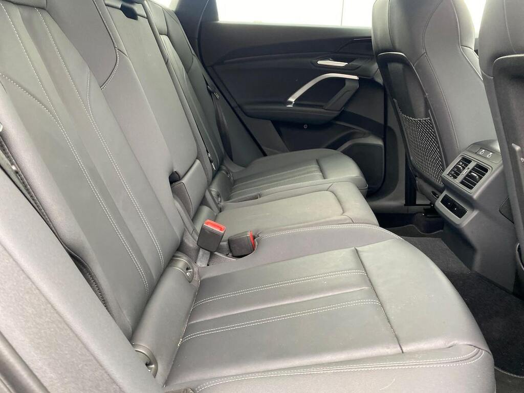 Audi Q5 S Line Black #16