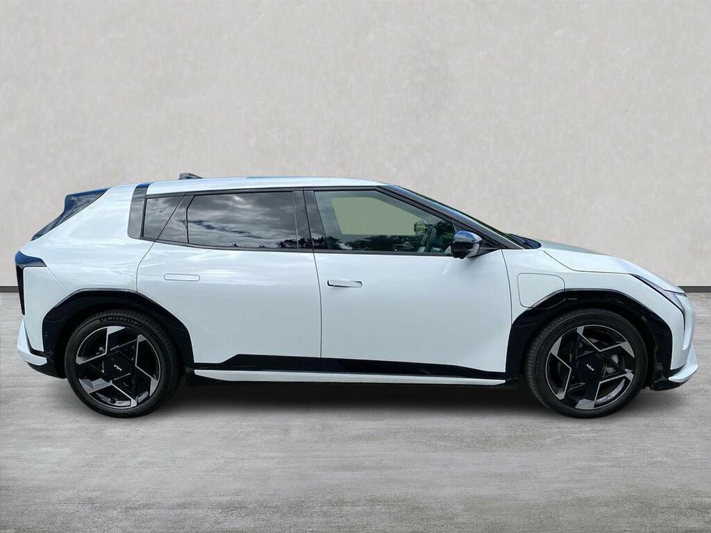 Kia EV4 150Kw Gt-line S 81Kwh White #3