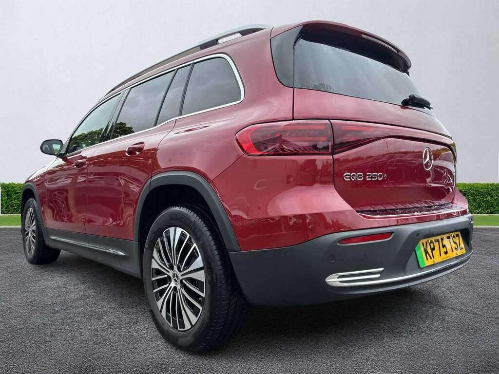 Mercedes-Benz EQB Eqb 250 140Kw Sport Executive 70.5Kwh Red