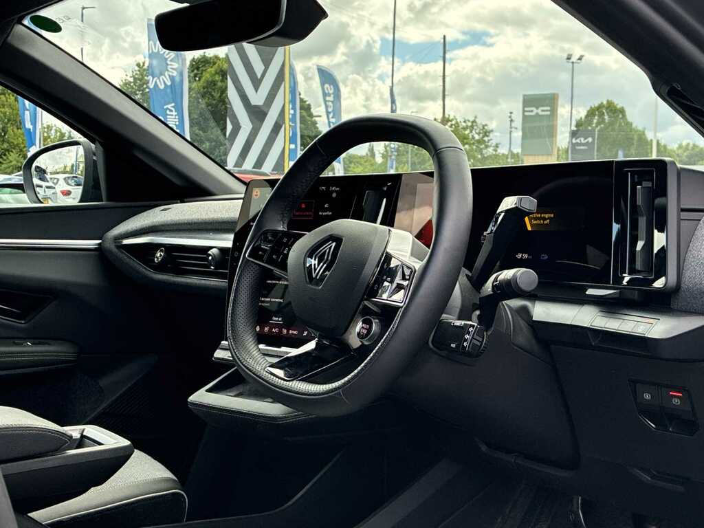 Renault Megane E-Tech Techno Black #14