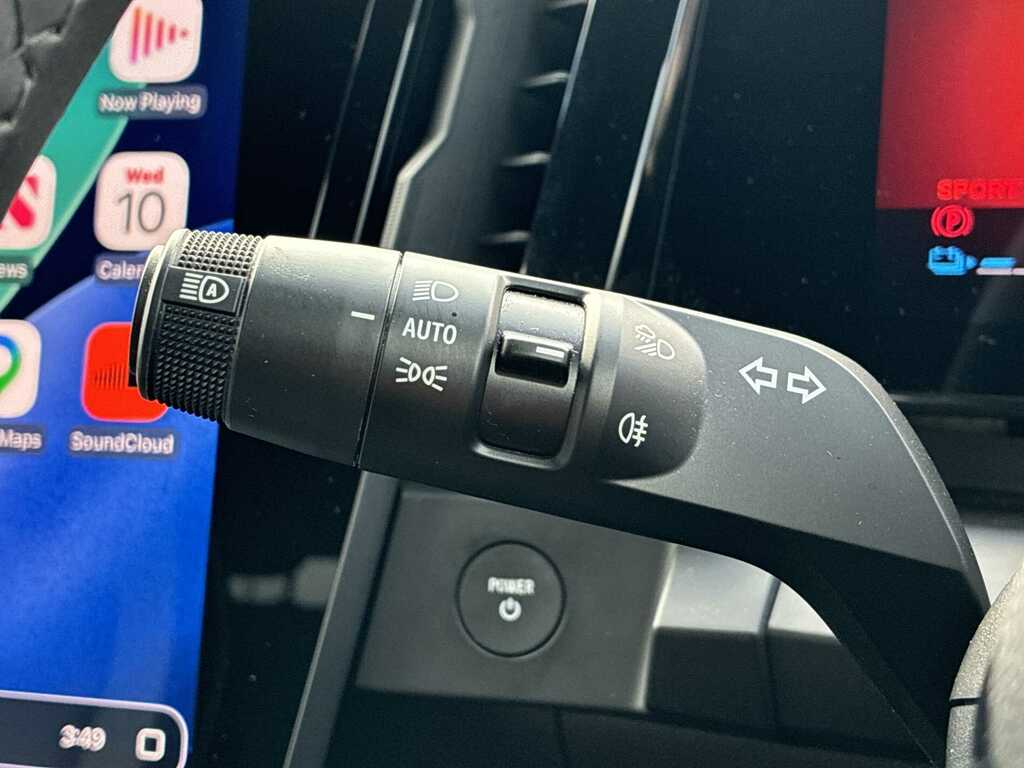 Renault Megane E-Tech Techno Black #26