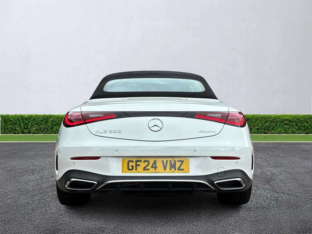 Mercedes-Benz CLE Class Cle 300 4Matic Amg Line Premium 9G-tronic White #4