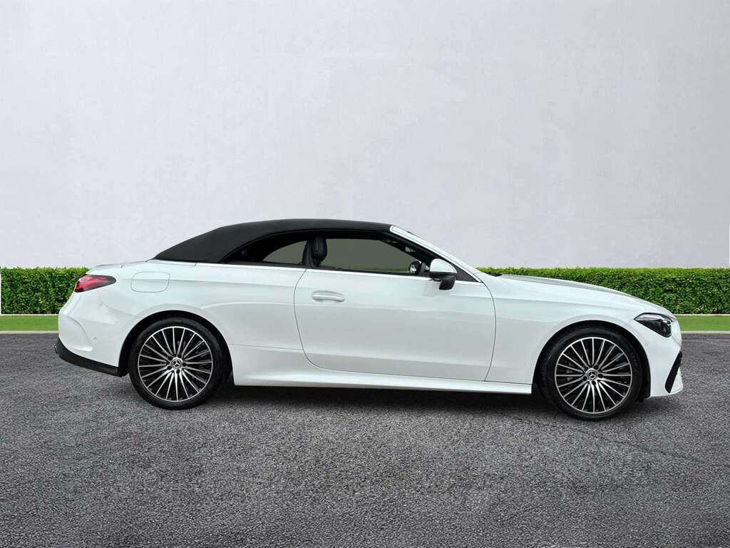 Mercedes-Benz CLE Class Cle 300 4Matic Amg Line Premium 9G-tronic White #3