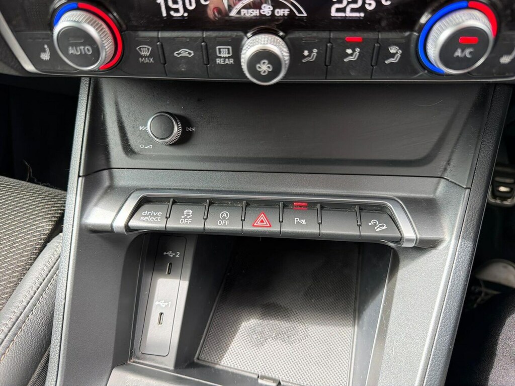 Audi Q3 Tdi S Line #21
