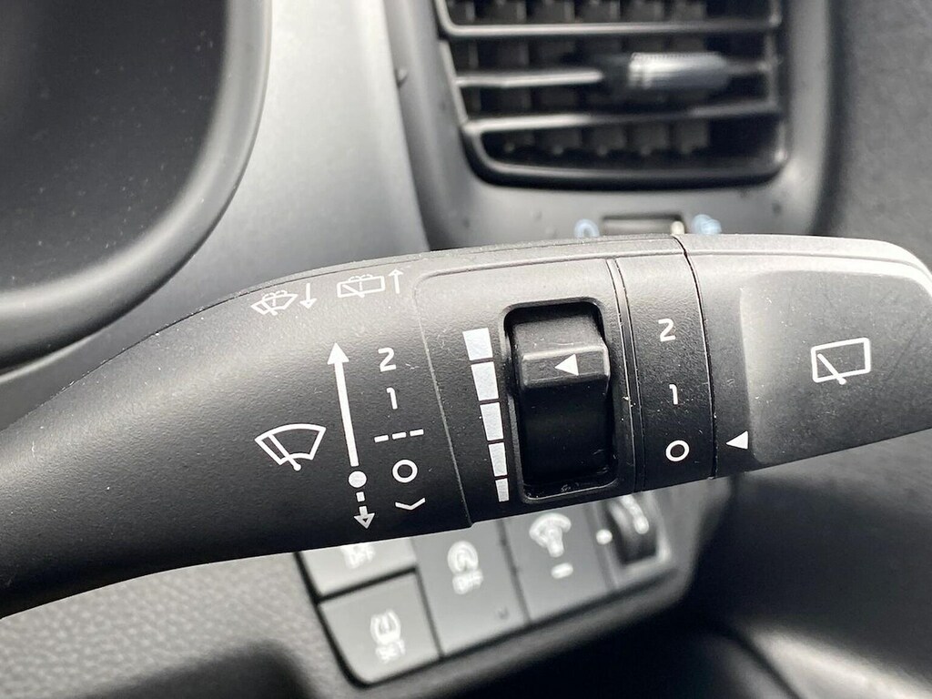 Kia Stonic 2 Red #27