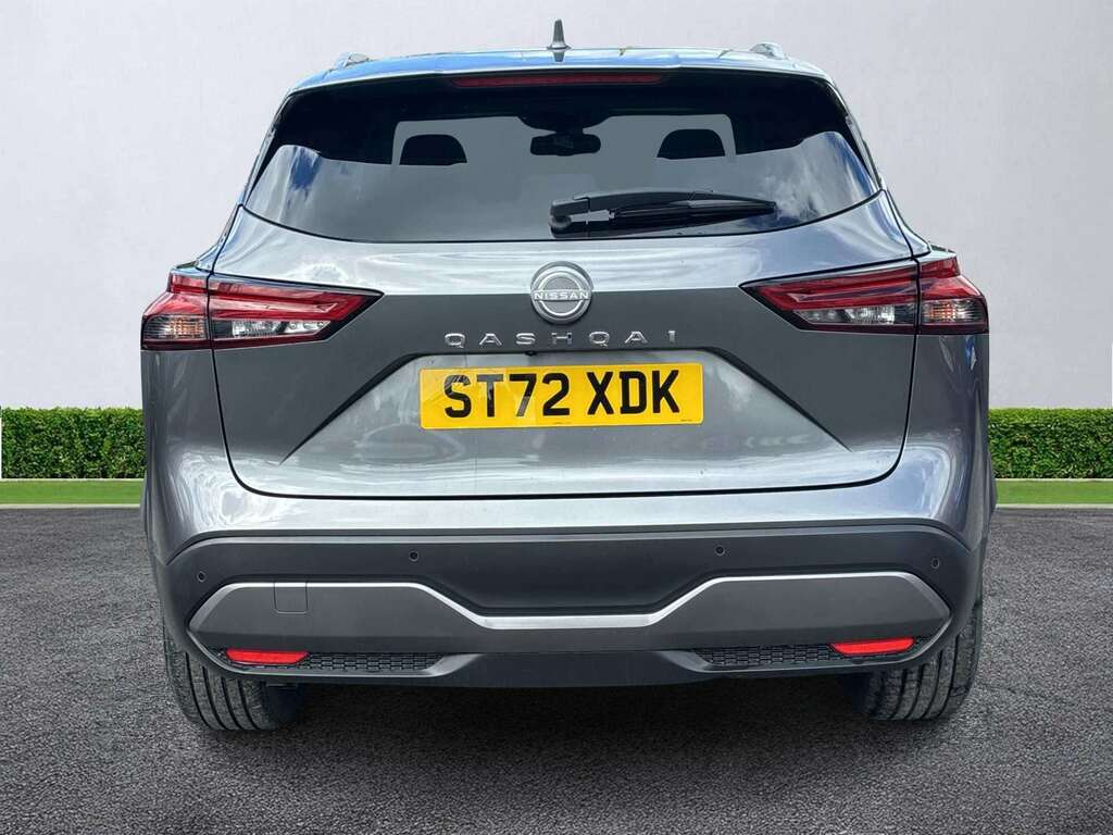 Nissan Qashqai 1.3 Dig-t Mh 158 N-connecta Xtronic Grey #4