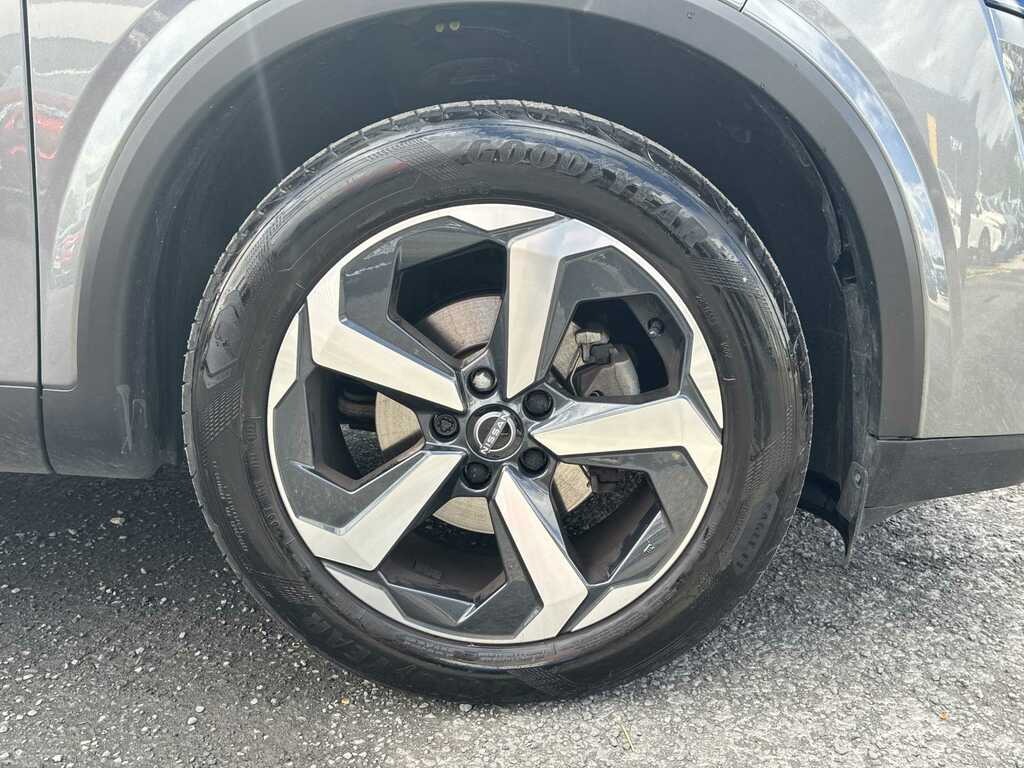 Nissan Qashqai 1.3 Dig-t Mh 158 N-connecta Xtronic Grey #6