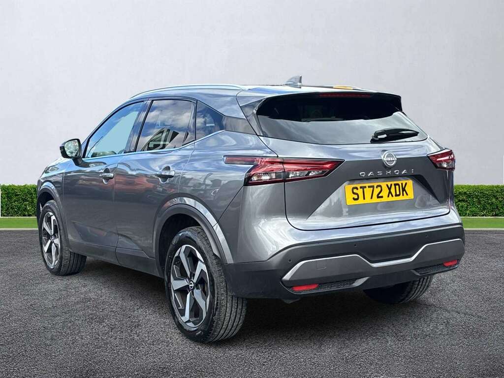 Nissan Qashqai 1.3 Dig-t Mh 158 N-connecta Xtronic Grey #2