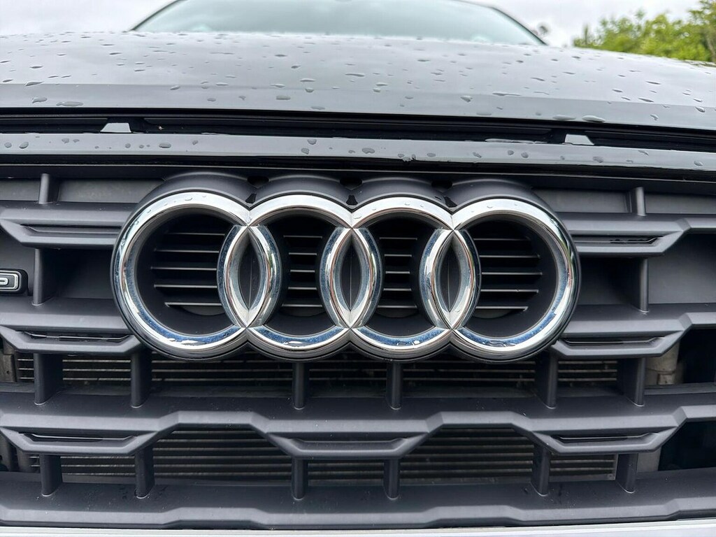 Audi Q2 Tfsi Cod Black Edition Black #33