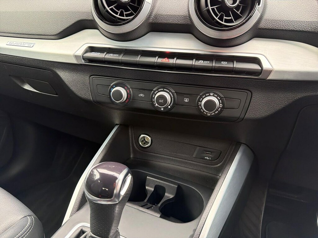 Audi Q2 Tfsi Cod Black Edition Black #12