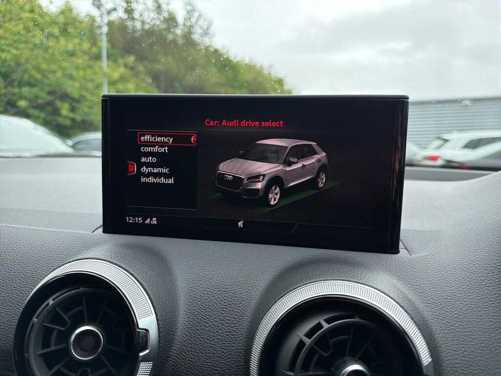 Audi Q2 Tfsi Cod Black Edition Black #23