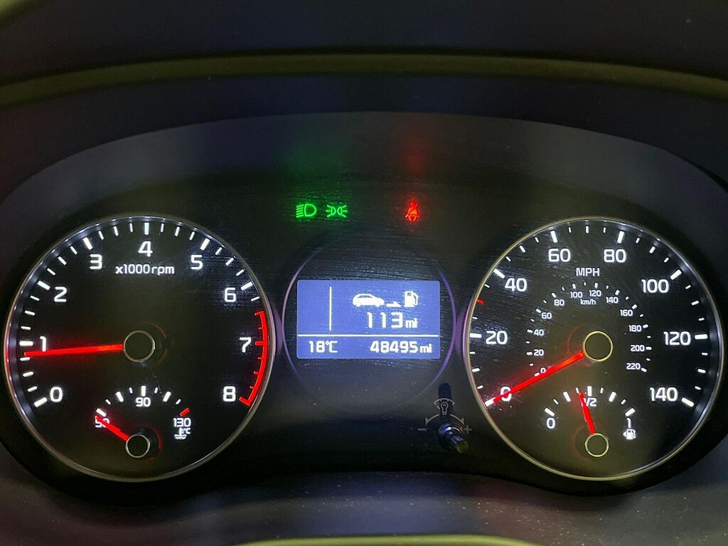 Kia Picanto 2 White #10