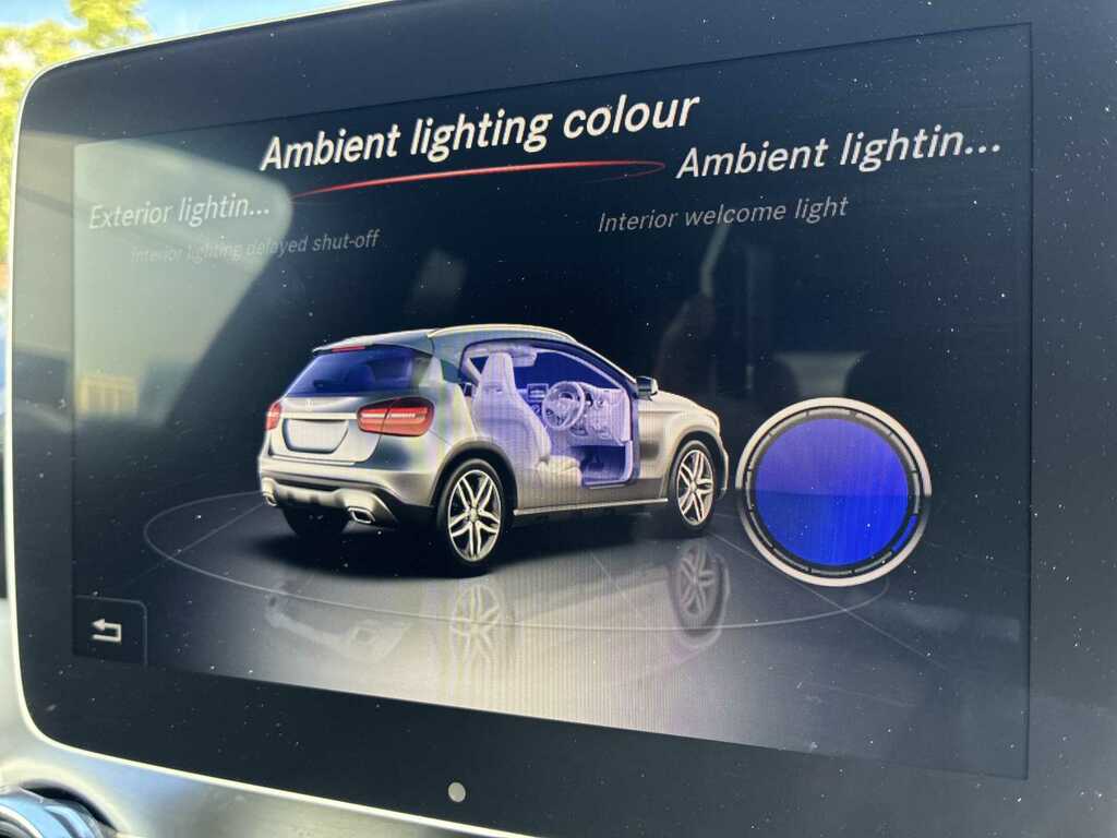 Mercedes-Benz GLA Class Amg Line Grey #40