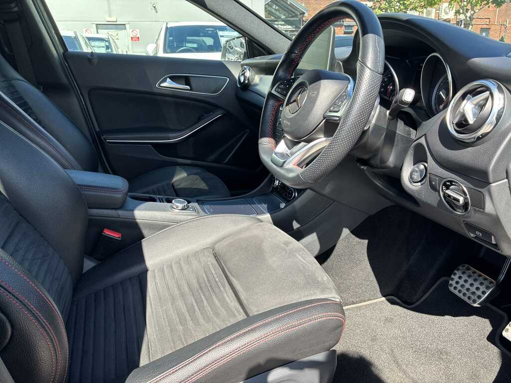 Mercedes-Benz GLA Class Amg Line Grey #15