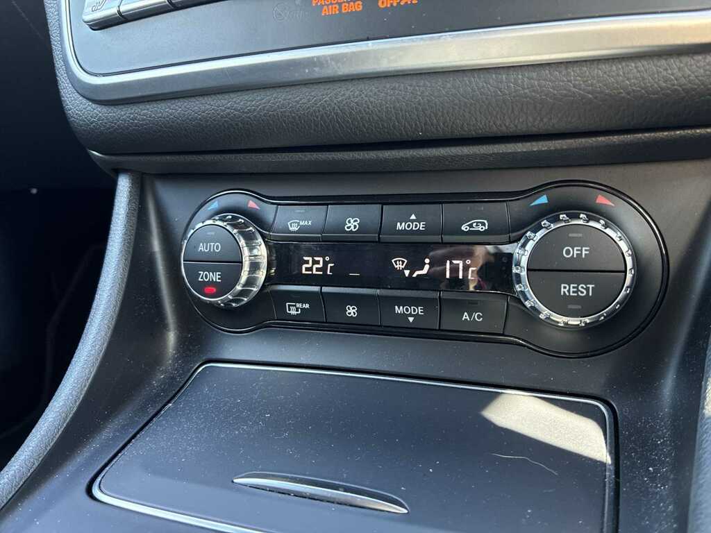 Mercedes-Benz GLA Class Amg Line Grey #12
