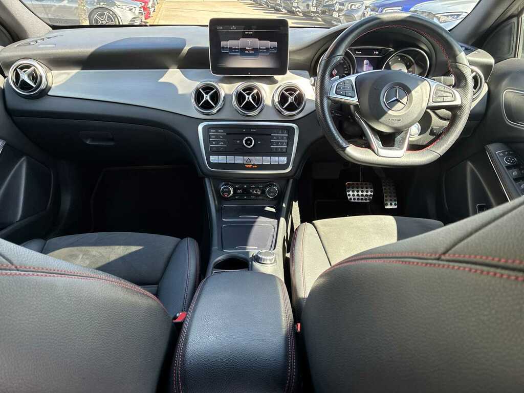 Mercedes-Benz GLA Class Amg Line Grey #8