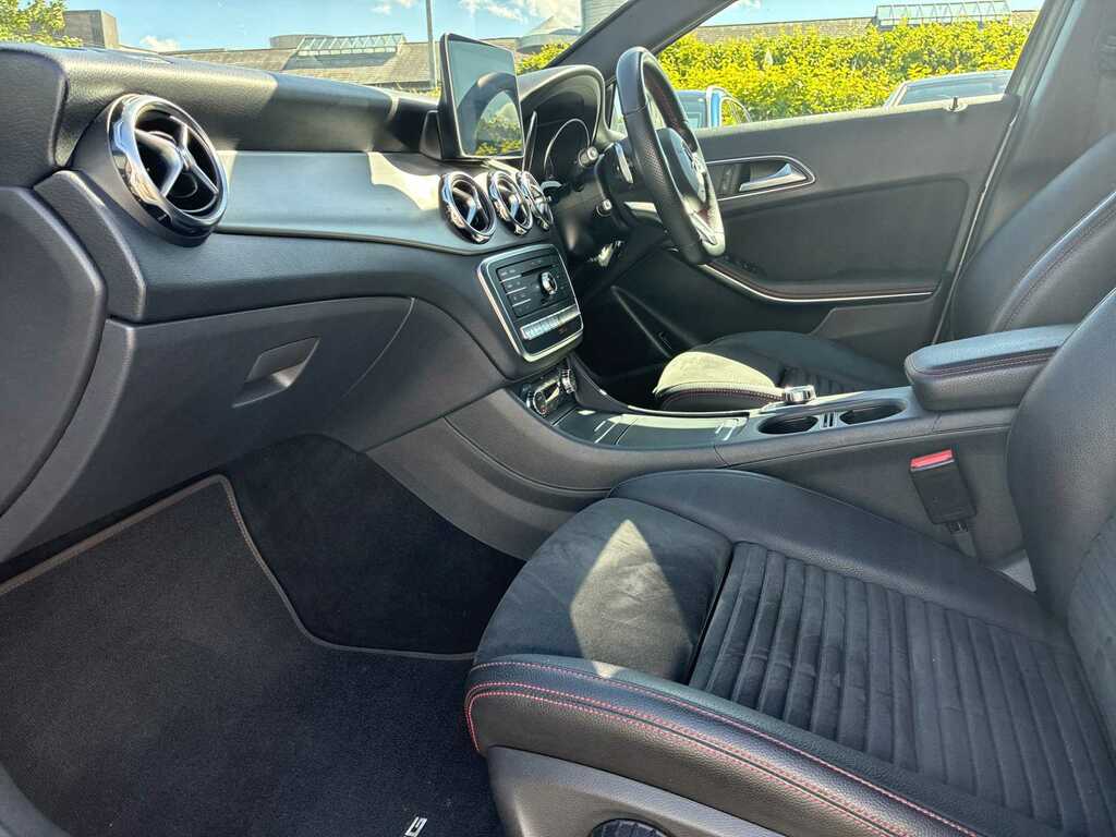 Mercedes-Benz GLA Class Amg Line Grey #7
