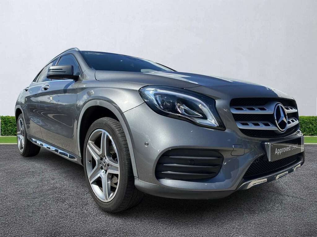 Mercedes-Benz GLA Class Gla 200D 4Matic Amg Line Premium Grey