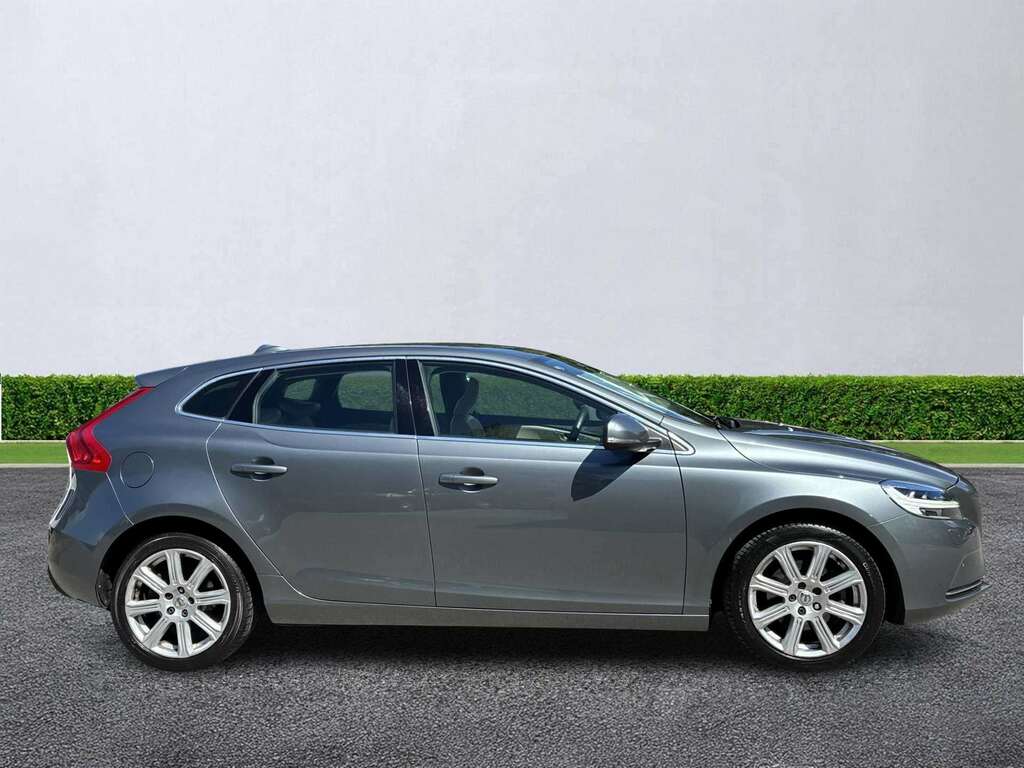 Volvo V40 T2 122 Inscription Grey #3