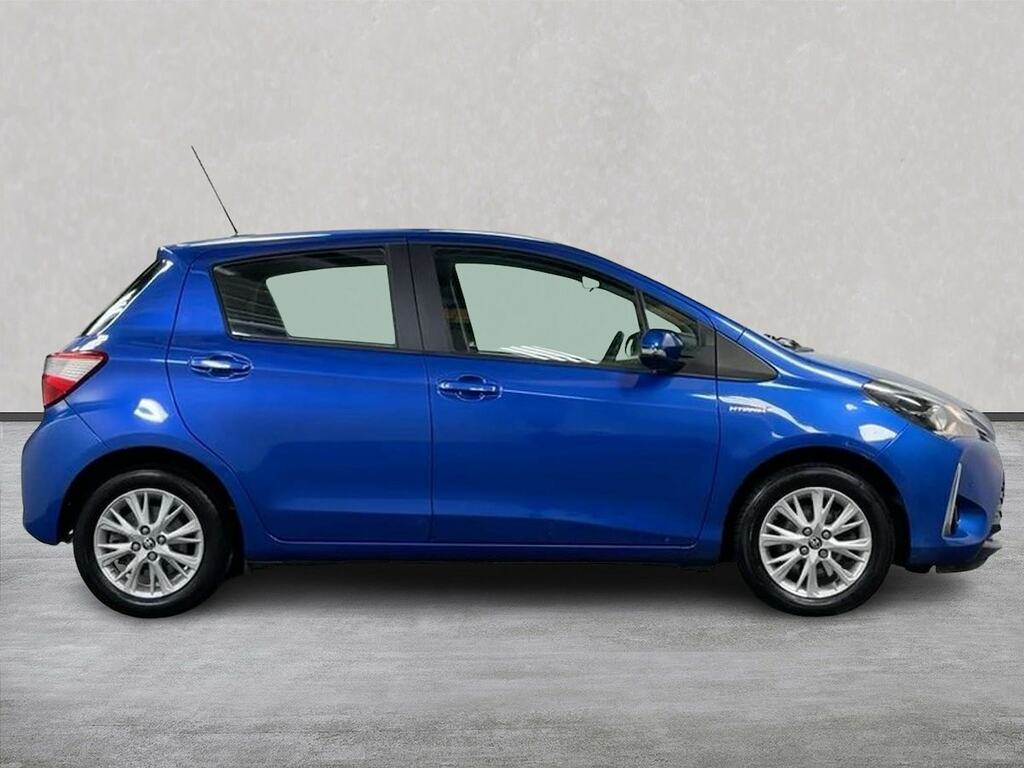 Toyota Yaris 1.5 Vvt-h Icon Tech Hatchback Hybrid E- EA67FYF Blue #3