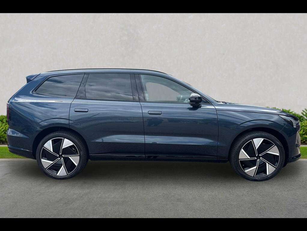 Volvo EX90 380Kw Twin Motor Performance Ultra 111Kwh Blue #3