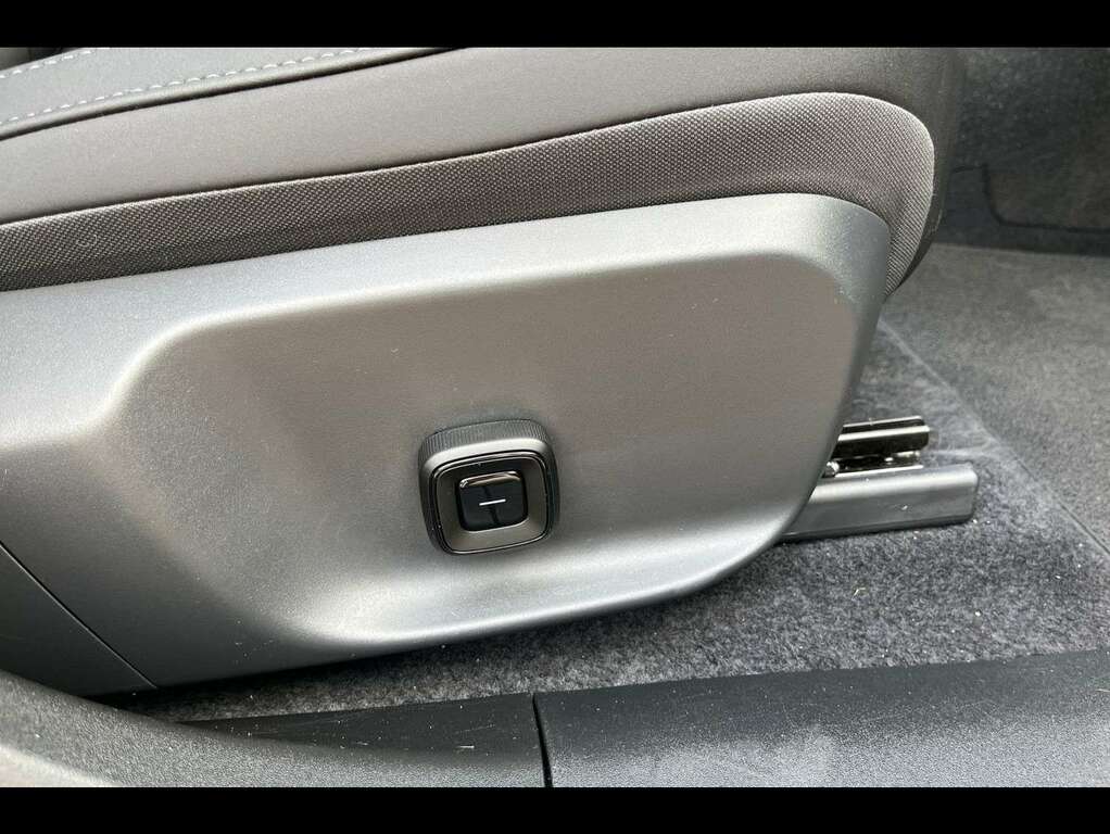 Volvo EX30 Single Motor Extended Range 69Kwh Ultra #30