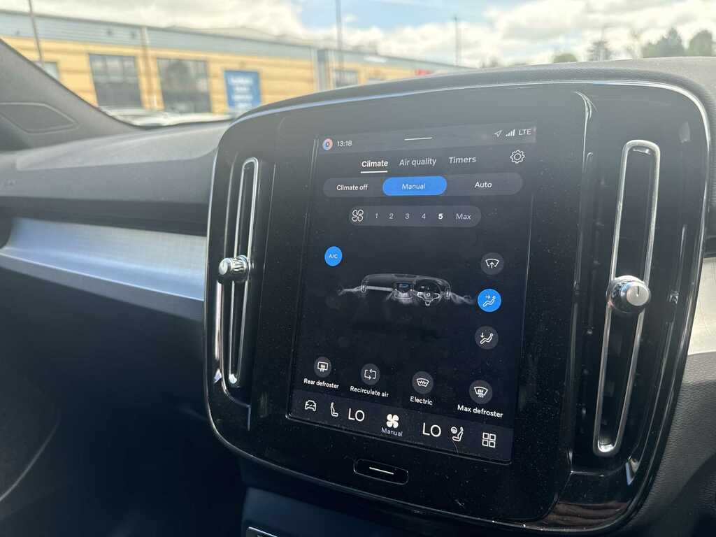 Volvo XC40 2.0 B4p Plus Dark Grey #23