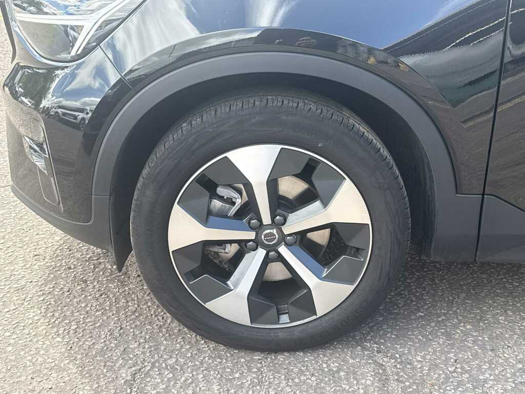 Volvo XC40 2.0 B3p Plus Dark Black #5