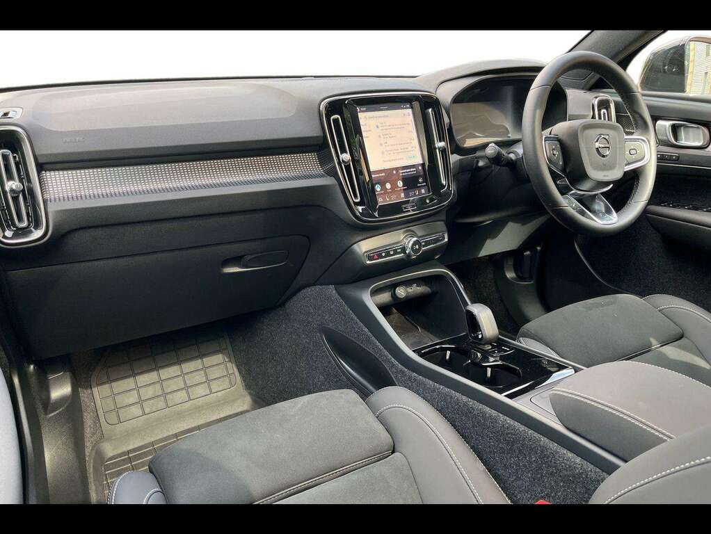 Volvo EC40 Single Motor Extended Range 82Kwh Ultra Black Edit #7
