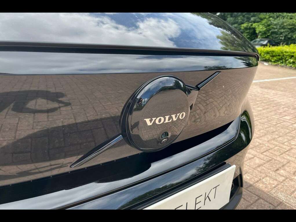 Volvo EC40 Single Motor Extended Range 82Kwh Ultra Black Edit #33