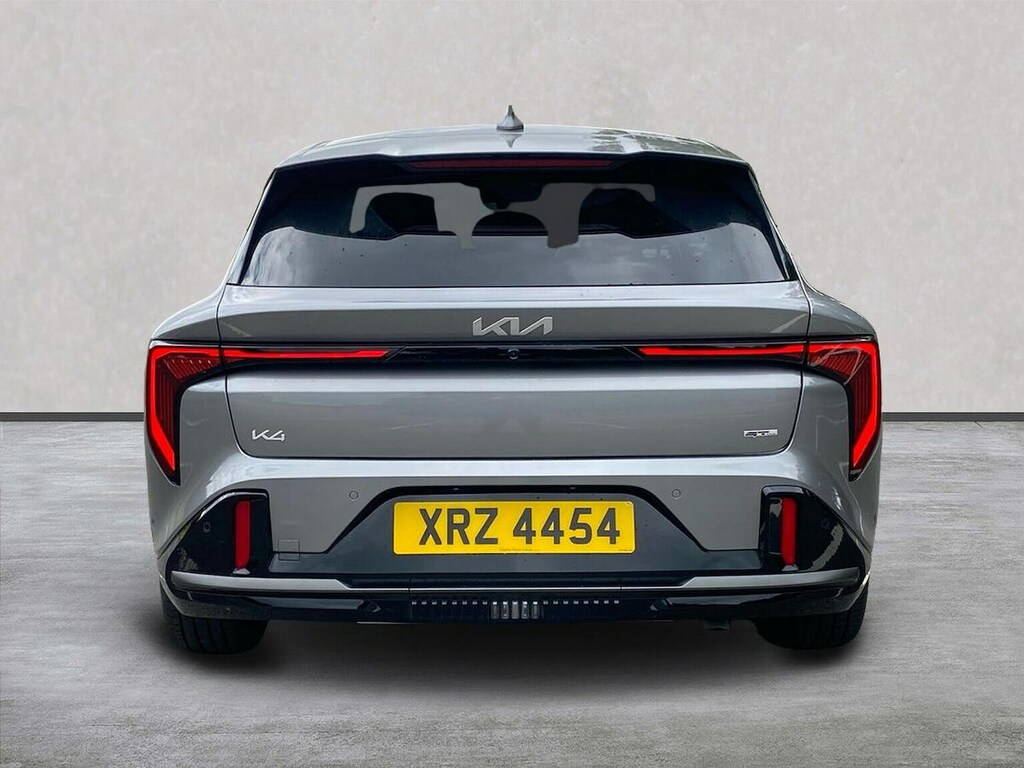 Kia 81.4Kwh Air Red #4
