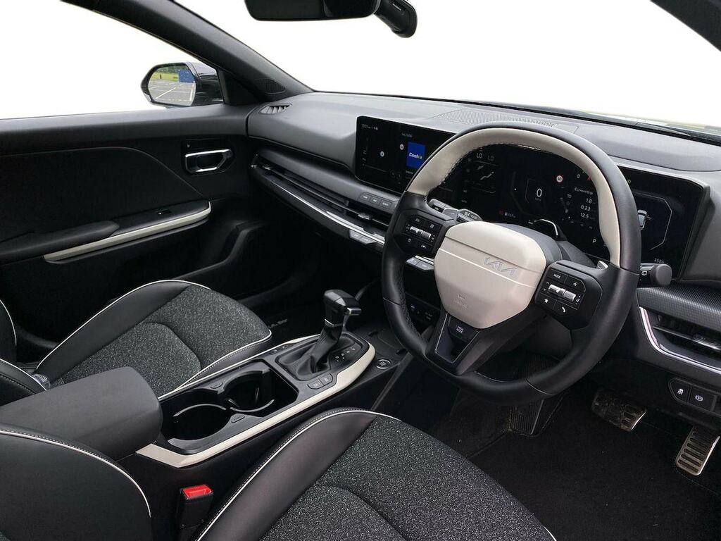 Kia 81.4Kwh Air Red #15