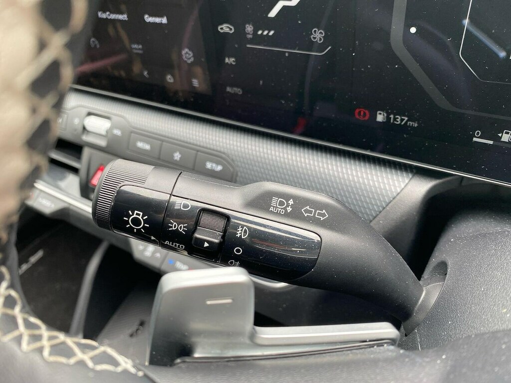 Kia 81.4Kwh Air Red #29