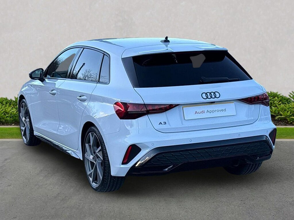 Audi A3 1.5 Tfsi Black Edition Sportback S Tron White #2