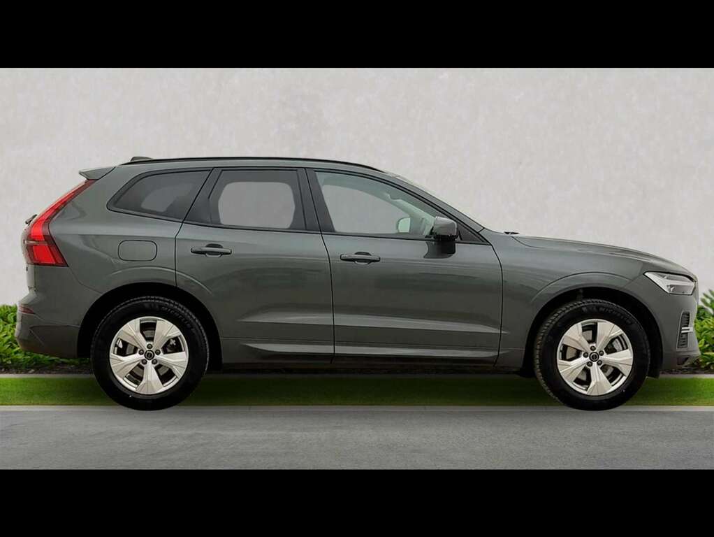 Volvo XC60 2.0 B5p Core Awd Geartronic RF25YGR Green #3