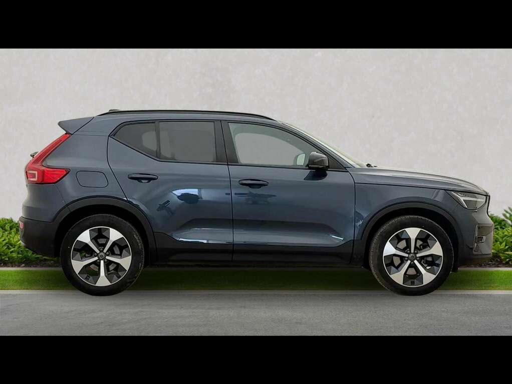 Volvo XC40 2.0 B4p Plus Dark Blue #3