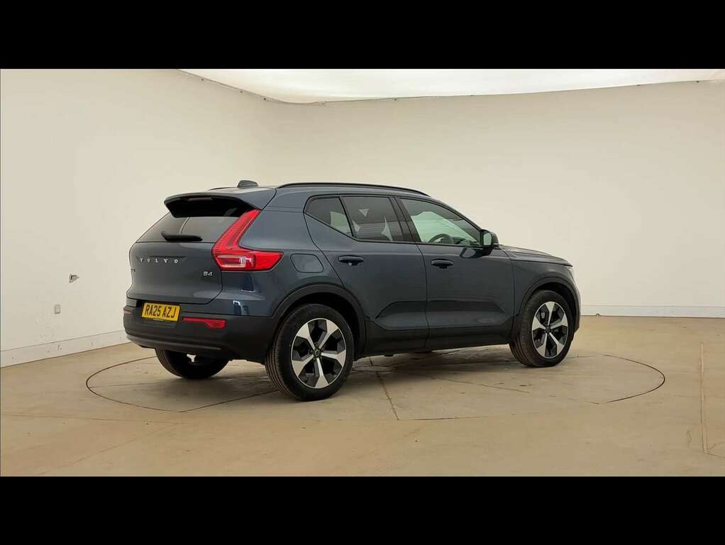 Volvo XC40 Ultra Blue #29