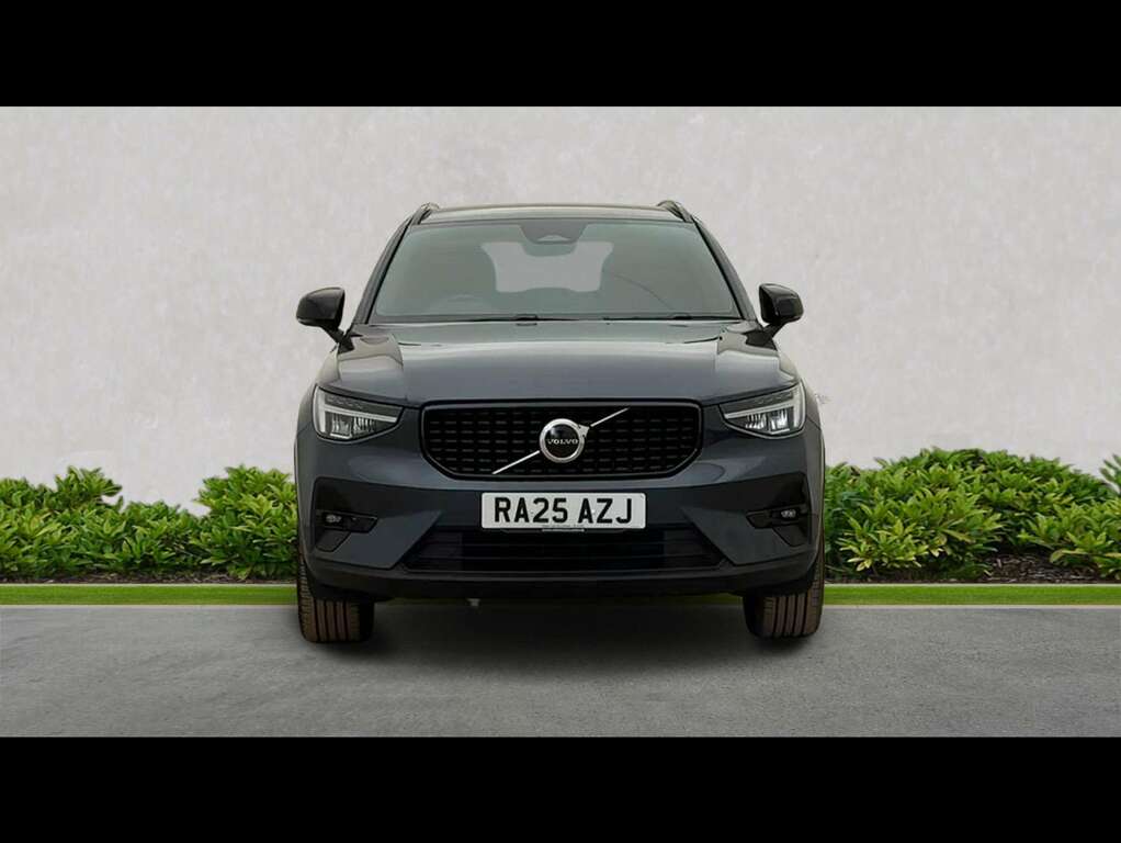 Volvo XC40 2.0 B4p Plus Dark Blue #5