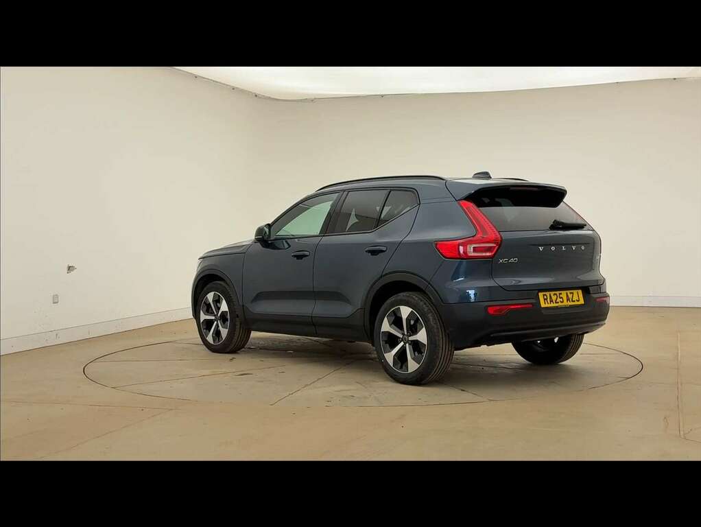 Volvo XC40 Ultra Blue #21