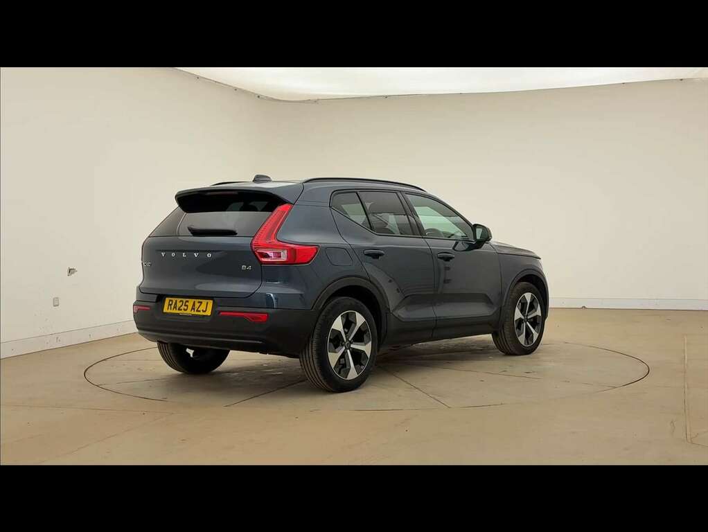 Volvo XC40 Ultra Blue #28