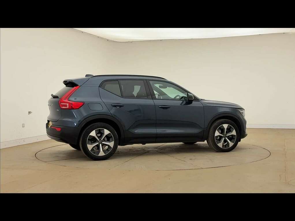 Volvo XC40 Ultra Blue #11