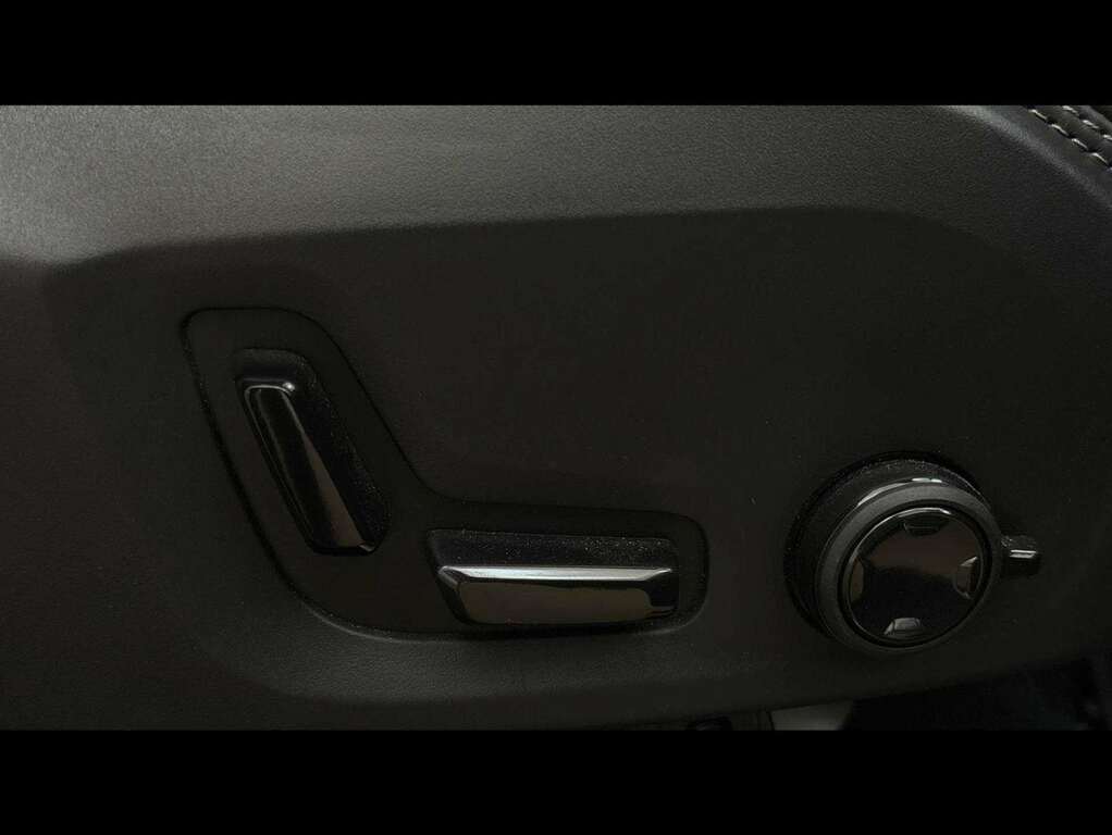 Volvo XC90 Ultra Blue #29