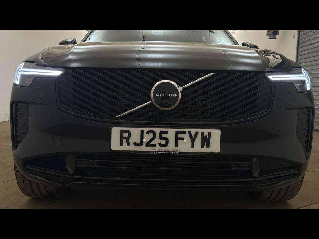 Volvo XC90 Ultra Blue #22