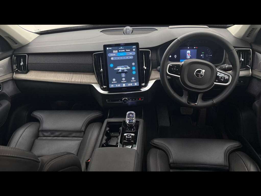 Volvo XC90 Ultra Blue #10