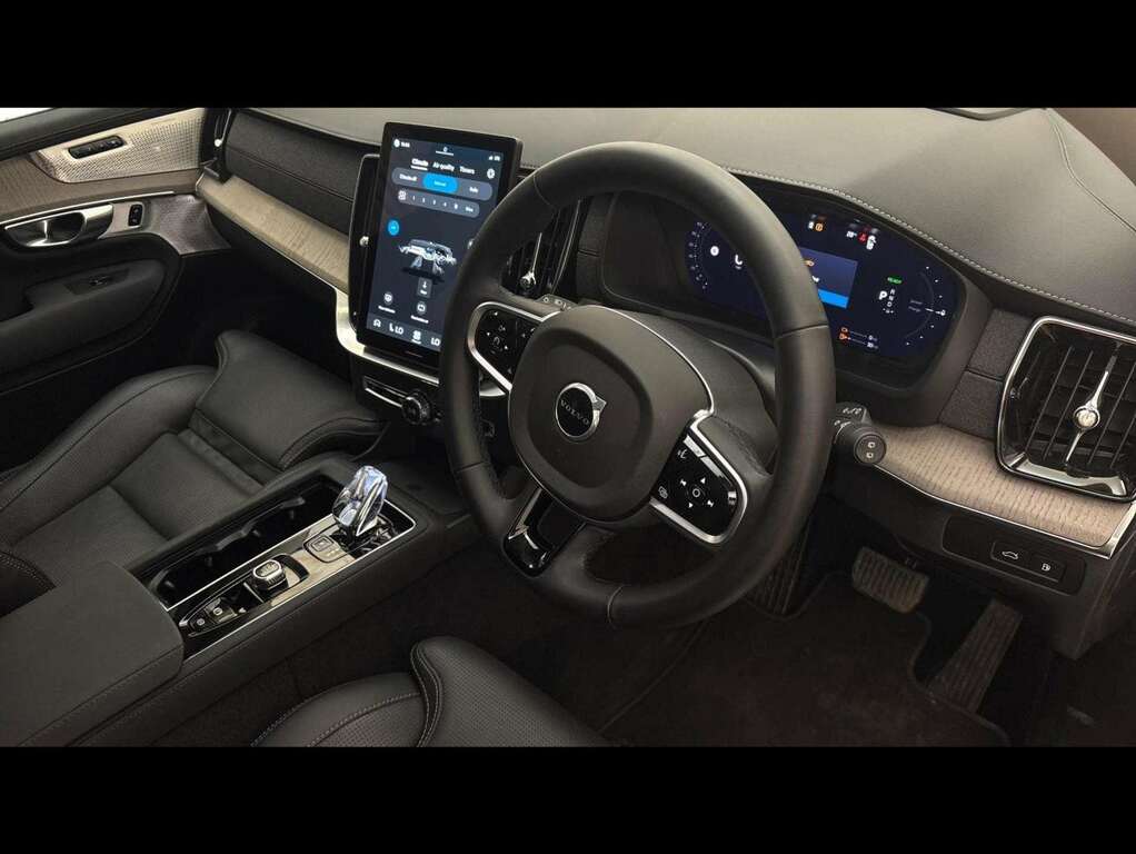 Volvo XC90 Ultra Blue #9